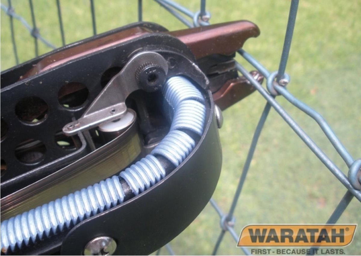 WAR Ringmaster Pneumatic Clip Gun Detail
